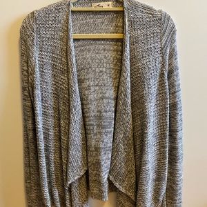 Hollister cardigan - medium